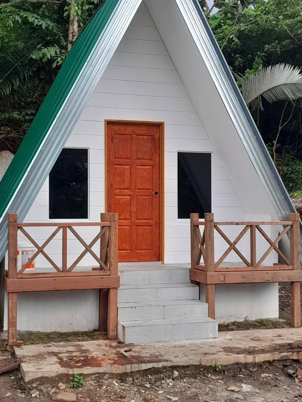 Hotel Dumba Bay Tioman Kampung Genting Exterior foto