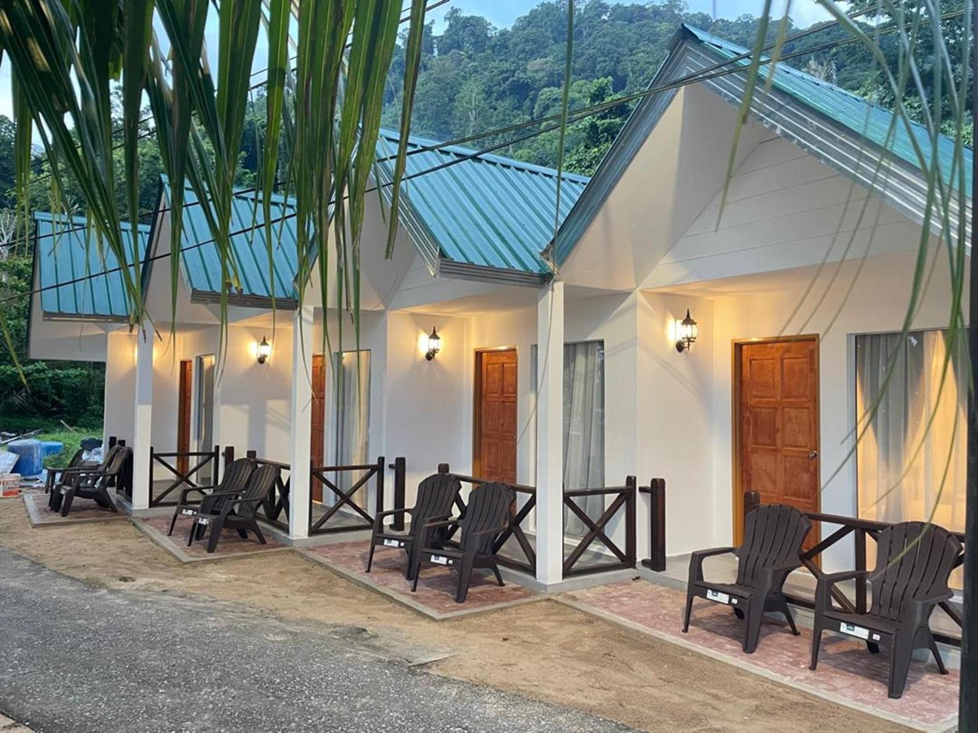 Hotel Dumba Bay Tioman Kampung Genting Exterior foto